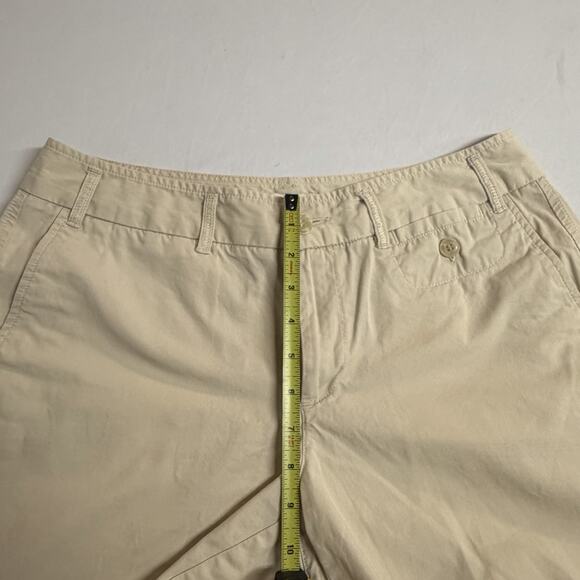Dockers Casual Button Zip Chino Shorts Women's Size 8 Beige MID RISE - Picture 9 of 10